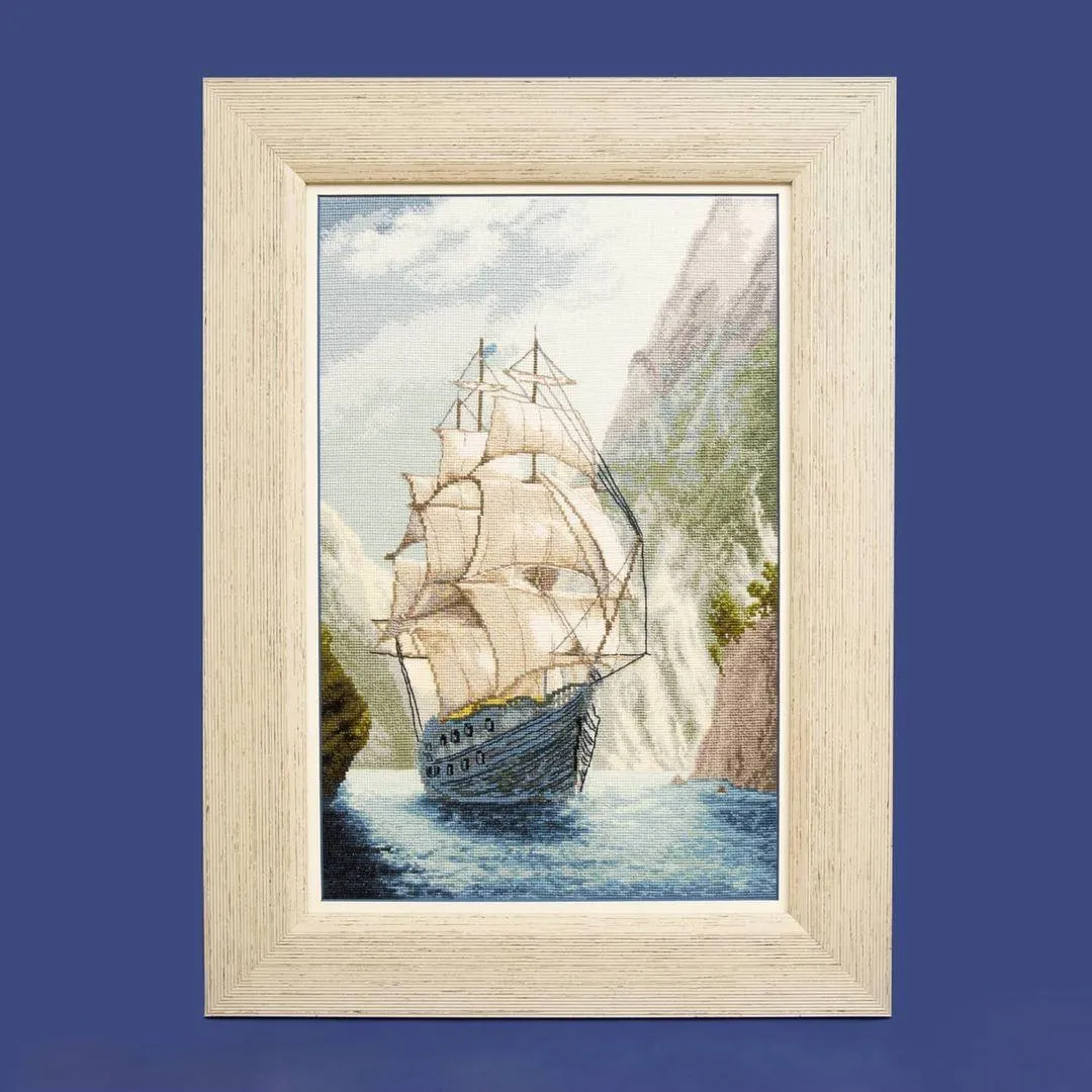 TO THE HOME HARBOR, Counted Cross Stitch Kit, 16 count Aida, size 25 x 38,5 cm, Charivna mit | Momentos Magicos (M-441)