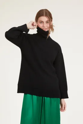 Winie T-Sweater - Black